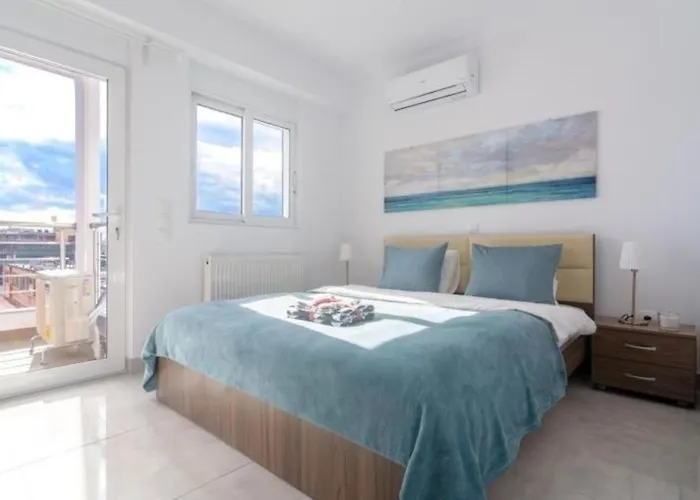 New Spacious Apartment Located In Piraeus