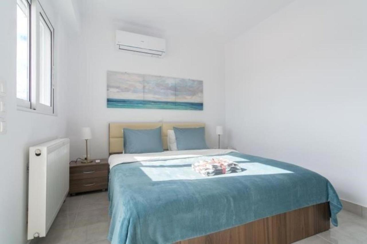 Apartment New Spacious Located In Piraeus